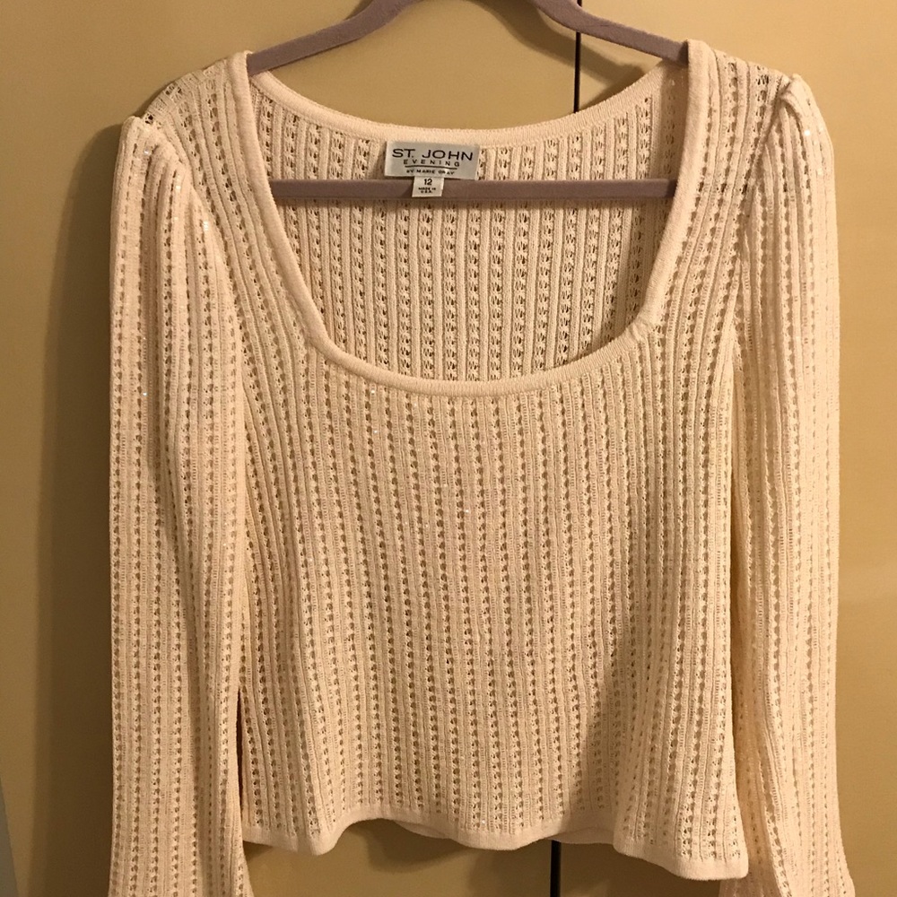 St. John top - no flaws - lots of shiny sequence